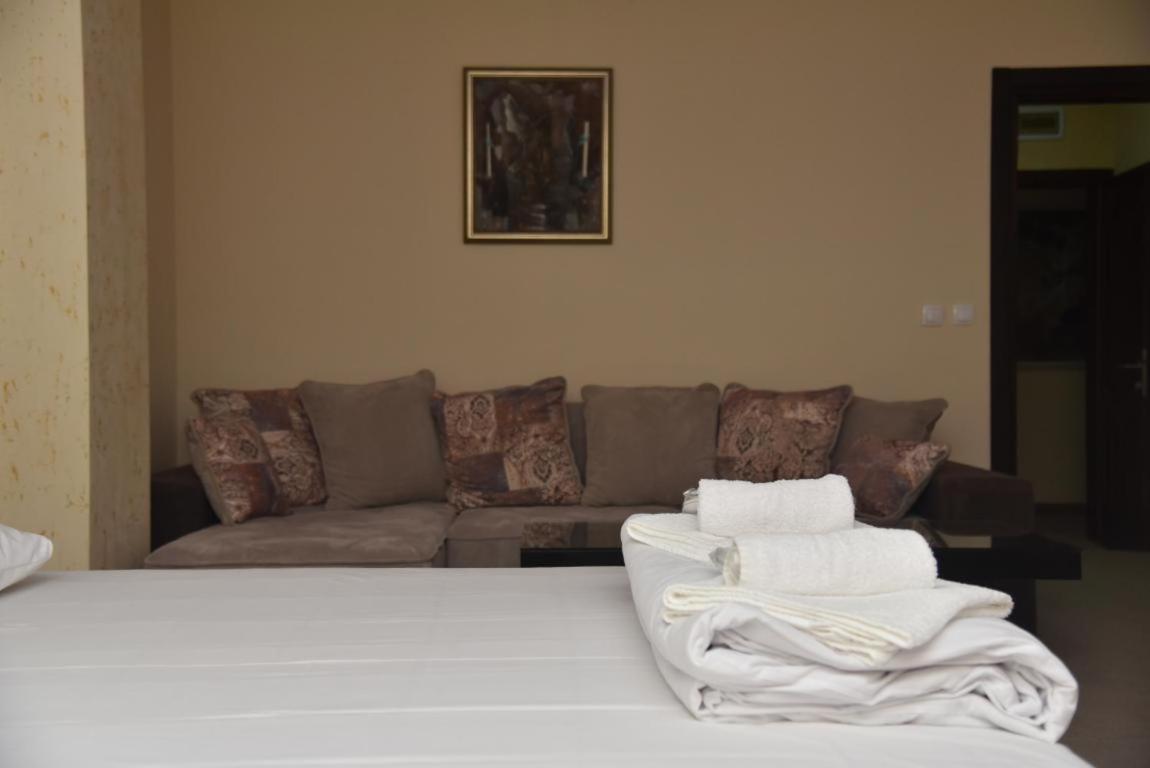 Kruševac Villa Lunar Lux מראה חיצוני תמונה